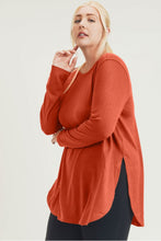 Load image into Gallery viewer, Long Sleeve Flow Top with Side Slits
