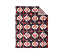 Load image into Gallery viewer, Widespread Aztec Print Throw
